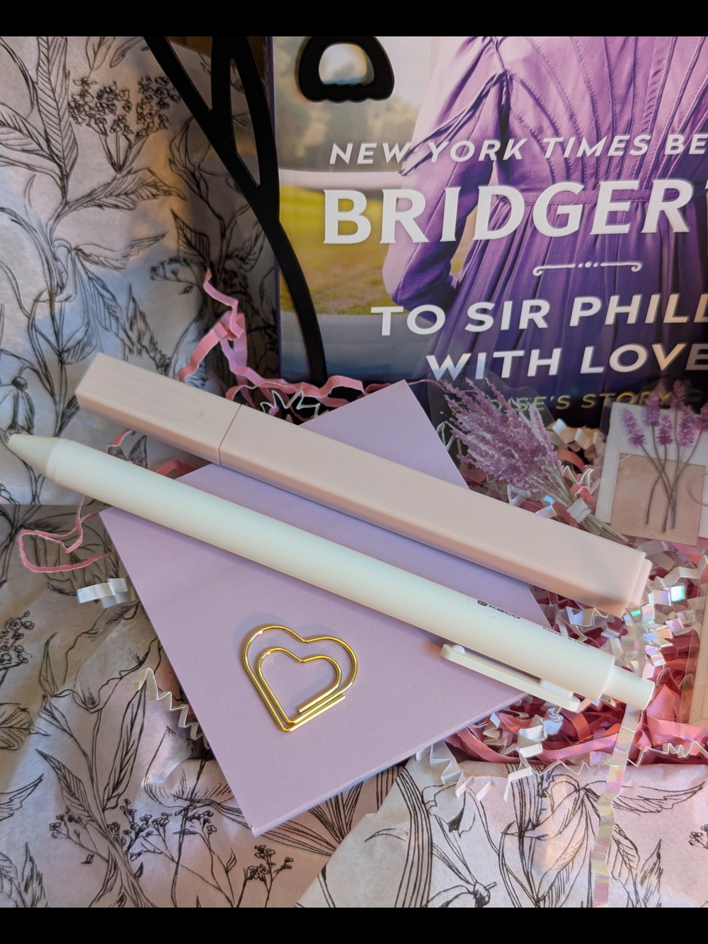 Bridgerton — Eloise's Story Book Bundle - Picture 2 of 7